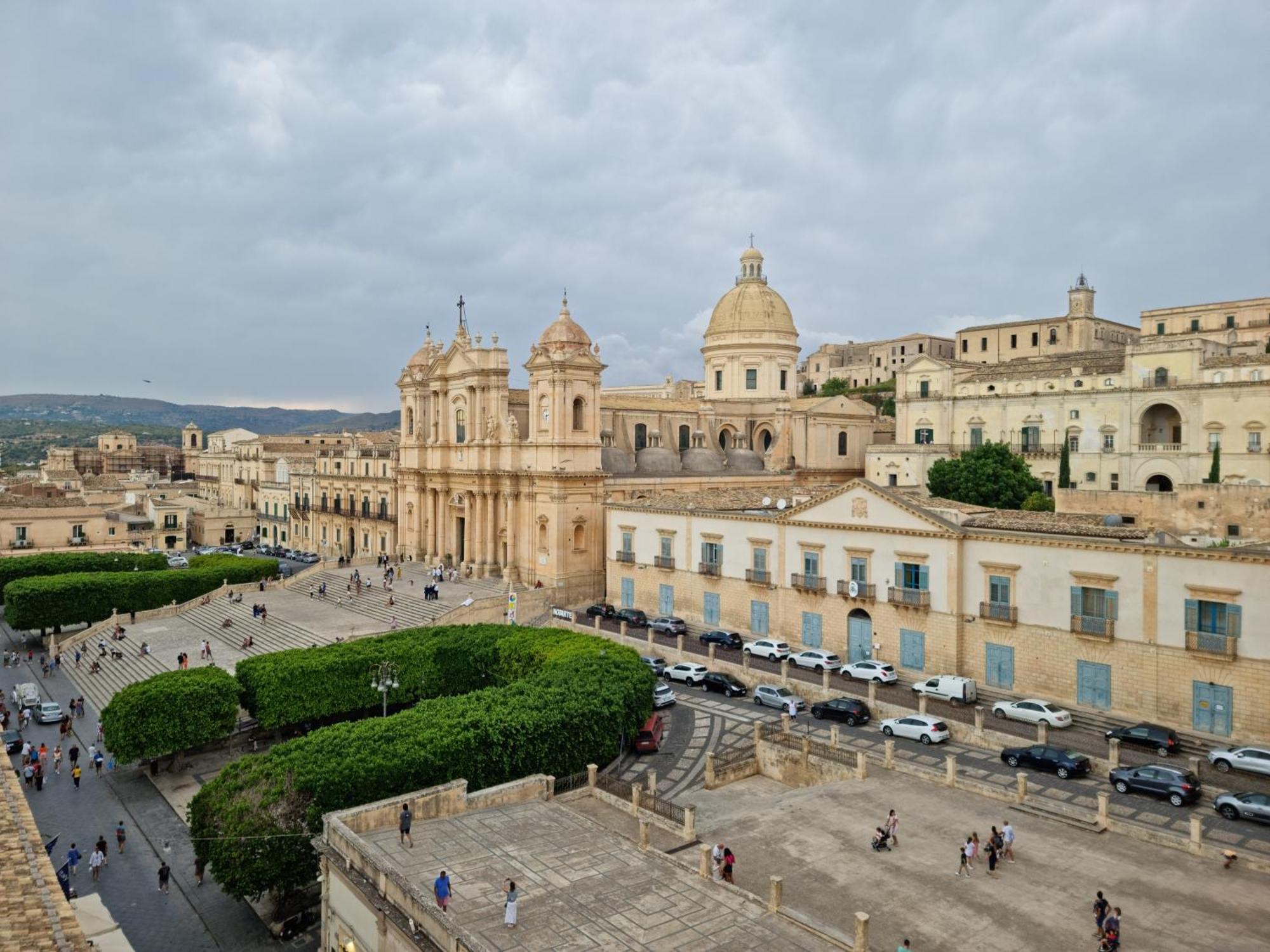 Villa Casa Bommegna à Noto Extérieur photo